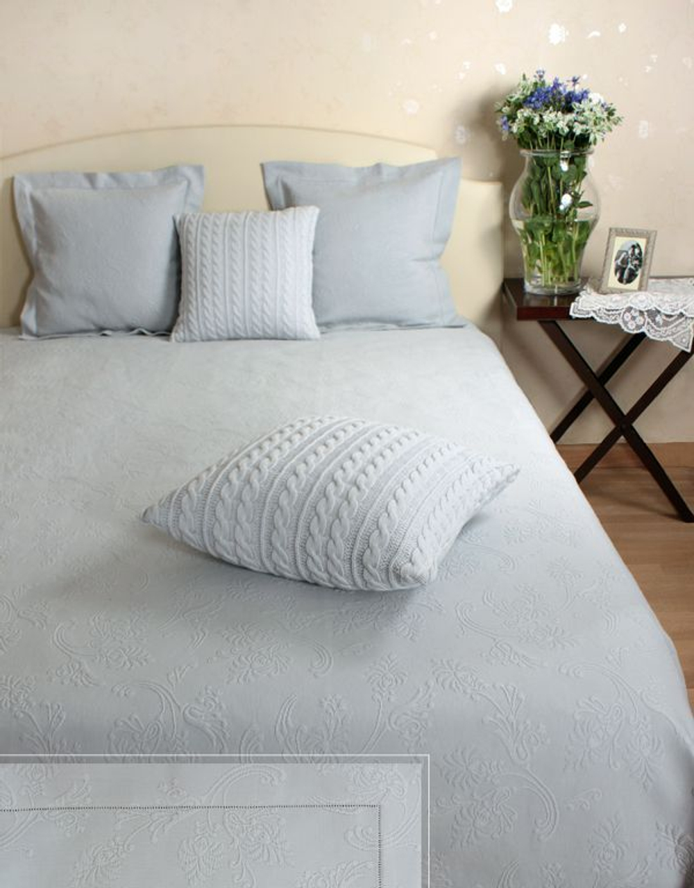 Покрывало 220x240 Luxberry Country с мережкой голубое Португалия