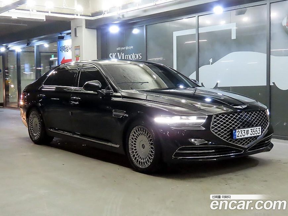 Genesis G90 5.0 AWD (10.2020)