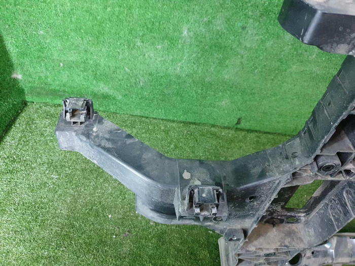 Телевизор Genesis GV70 (2020-н.в.)