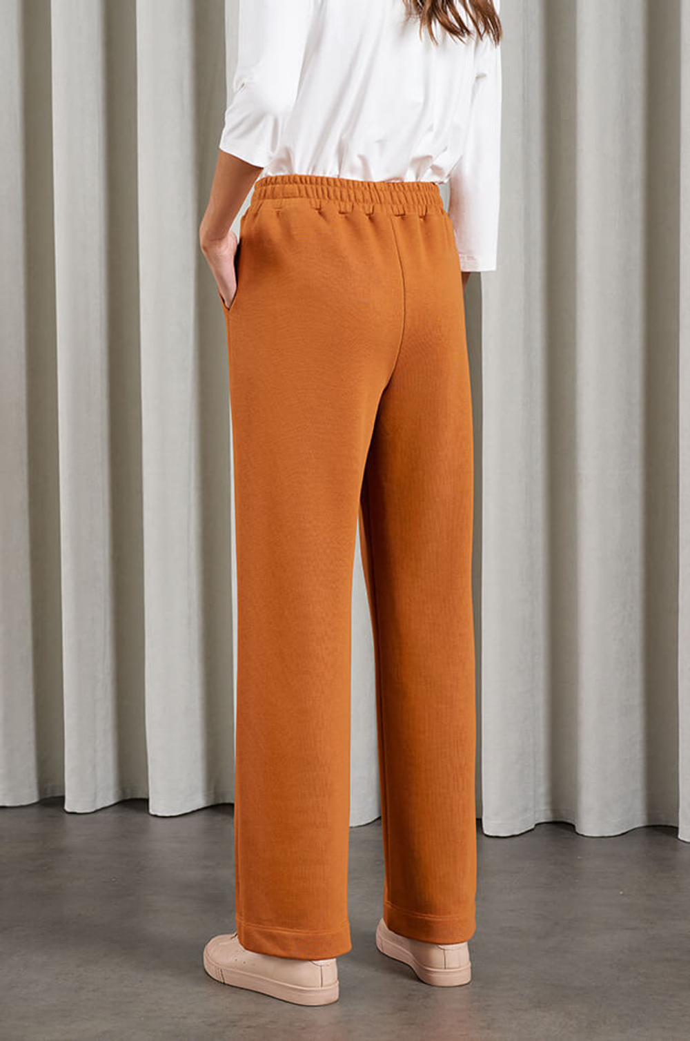 3999 Брюки женские (кленовый лист)