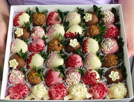 Клубничка в шоколаде и бананы в шоколаде большой набор