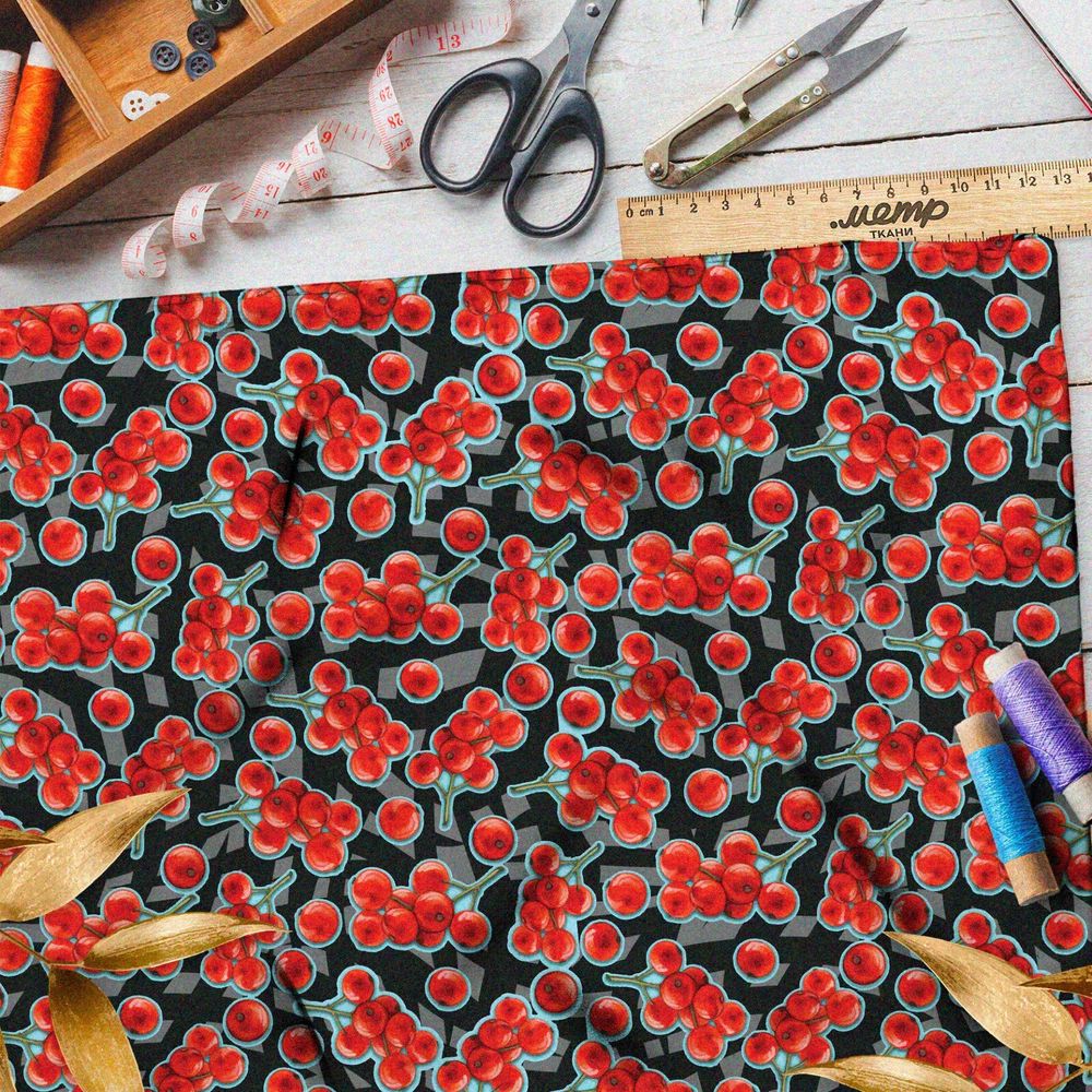 Ткань блэкаут мёрзлая рябина с зелёной каймой