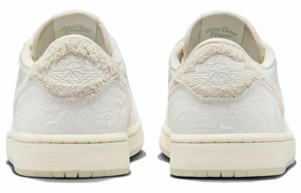 Кроссовки Chris Paul X Jordan Air Jordan 1 Low Og "Light Cream And Sail" Pu Pe