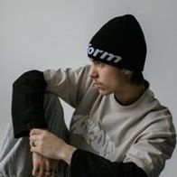 Шапка UNIFORM Sport Classic, черный