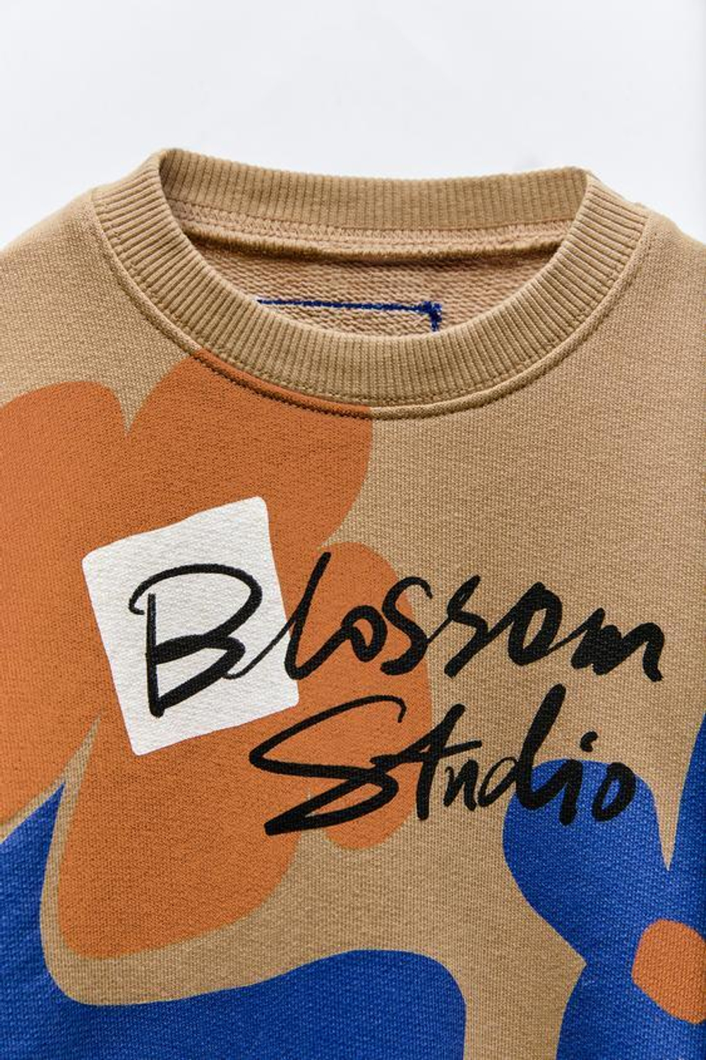 ZARA ХУДИ С ПРИНТОМ, ПЕСОЧНЫЙ