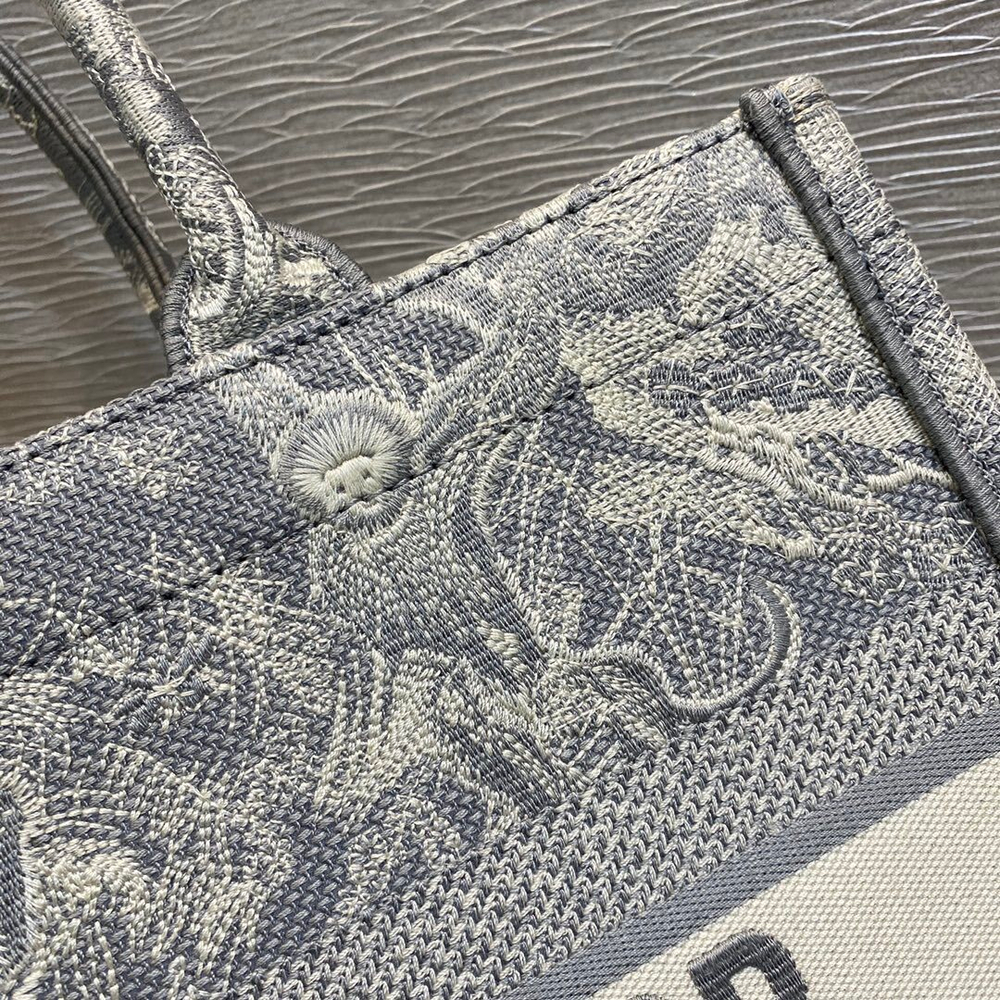Christian Dior Book Tote 36 cm