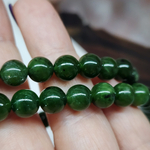 Нефрит природный, бусины 8мм, штучно