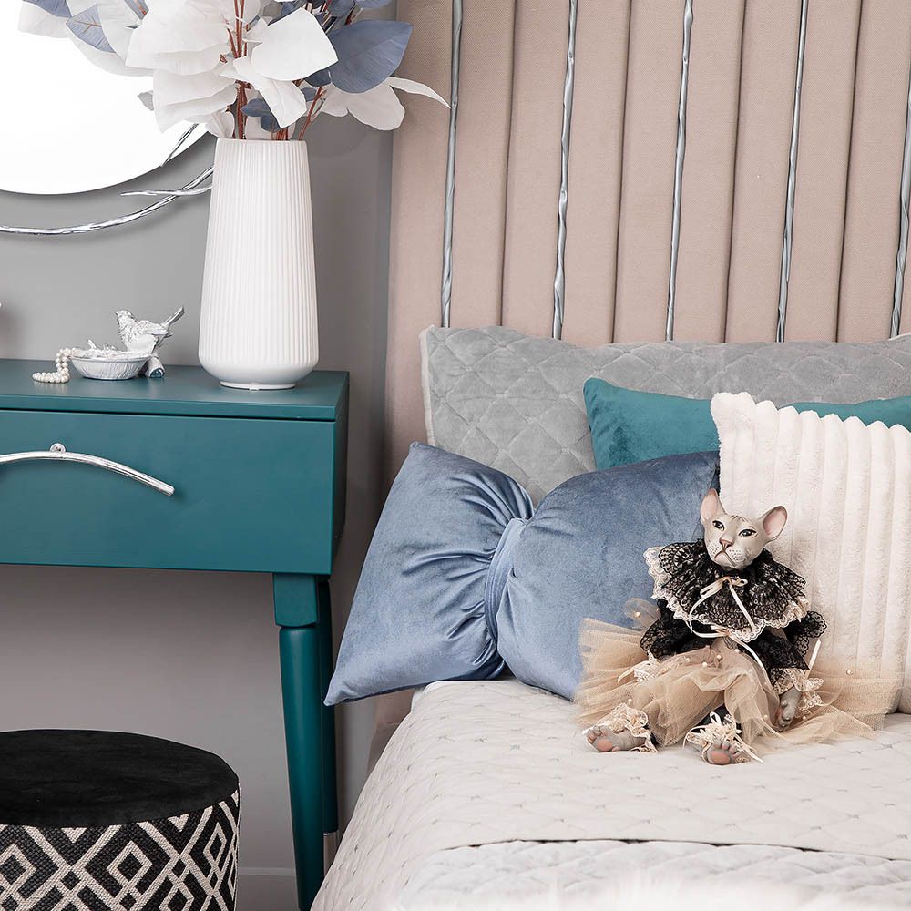 Подушка декоративная Бант Голубой