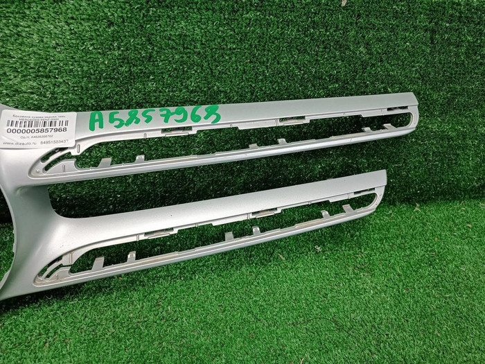 Накладка решетки радиатора Mercedes GLC X253 (2015-2019)