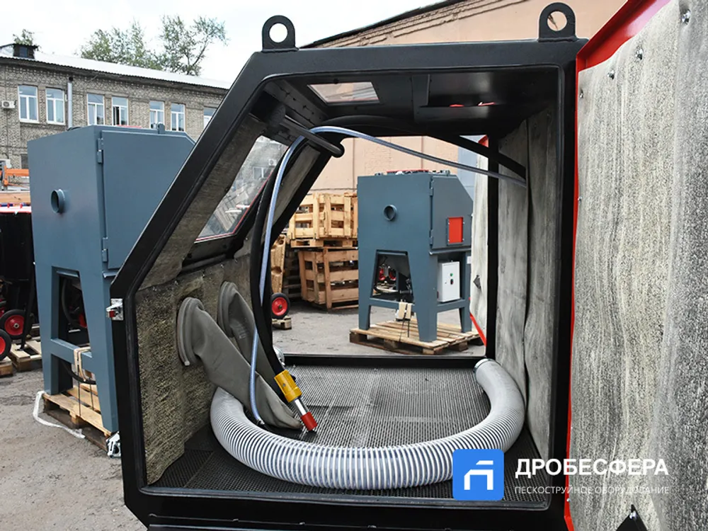 Пескоструйная камера PST КСО-110-Н-ФВР-М (4кВт) с боковой загрузкой