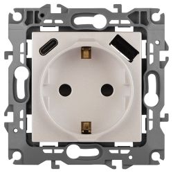 Розетка ЭРА Серия 12 12-4108-15 2P+E 16A-250В со шторками с USB type-A+C 5В-3А перламутр