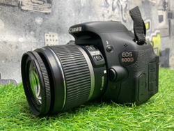 Canon 600D Kit 18-55mm 3.5-5.6 IS 7.800 кадров