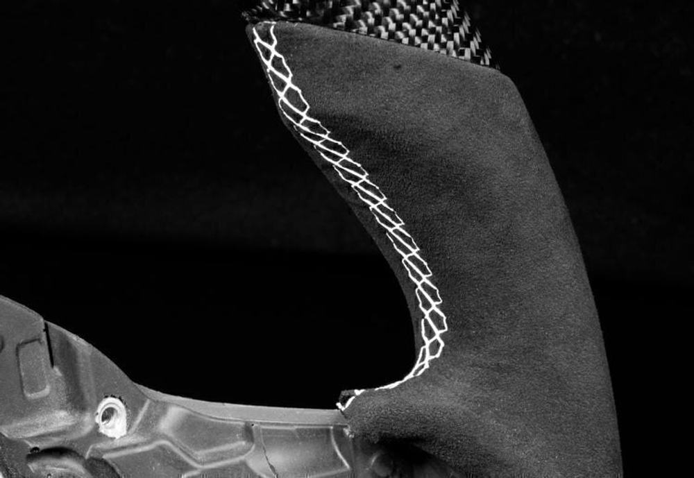 MATTE CARBON|PERFORATION