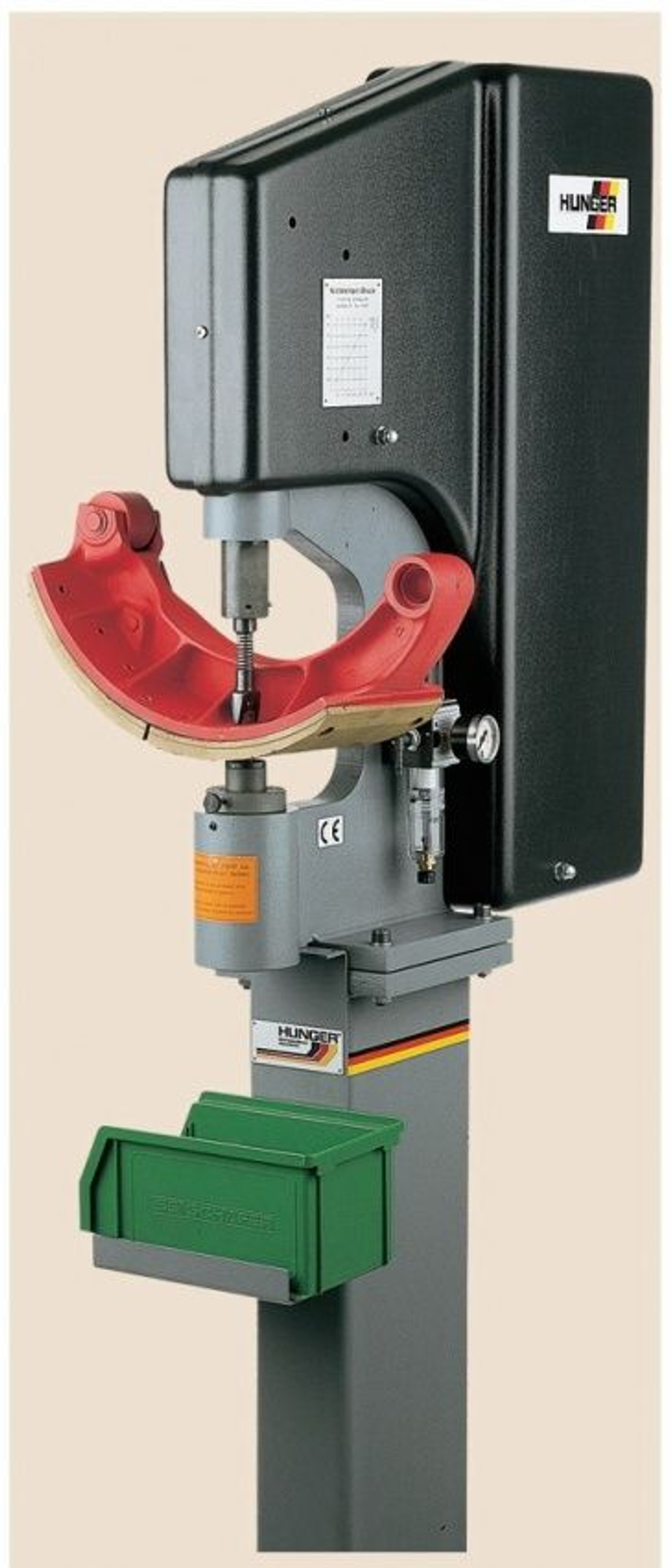 Клепальный станок Machinery N333