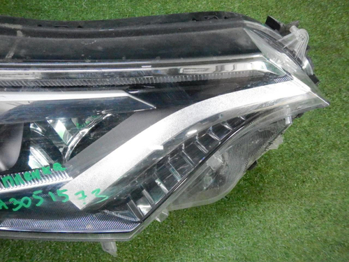 Фара правая Toyota RAV4 4 CA40 (2015-2019) LED (в пленке)