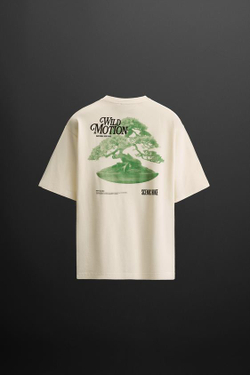 ZARA ФУТБОЛКА С КОНТРАСТНЫМ ПРИНТОМ, ЦВЕТ СЛИВОЧНОГО МАСЛА