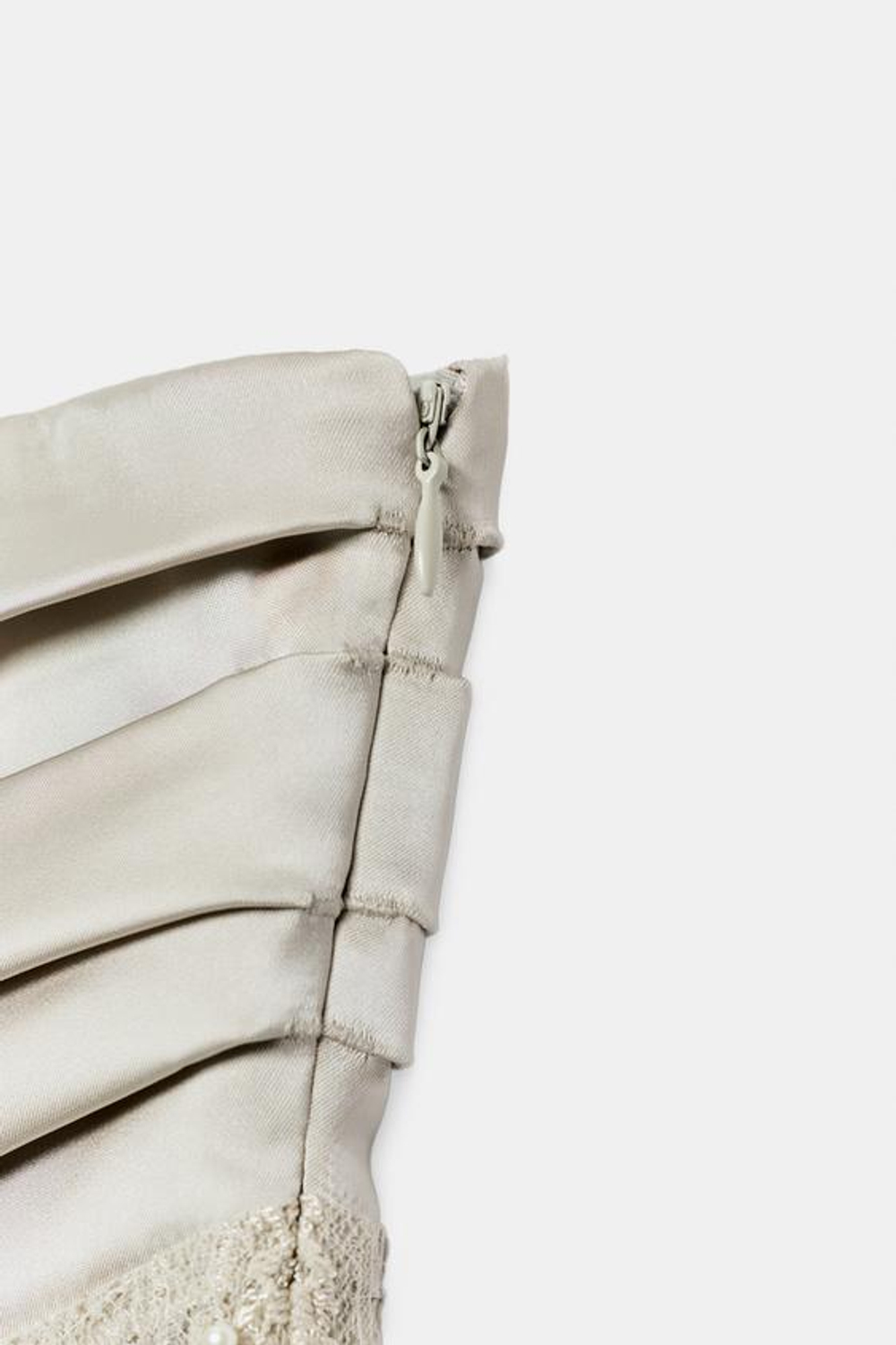 ZARA ПЛАТЬЕ БЕЗ БРЕТЕЛЕК С БУСИНАМИ, СВЕТЛО-ЗЕЛЕНЫЙ
