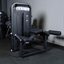 U3001D (E5001) Сгибание ног лежа. Стек 94 кг