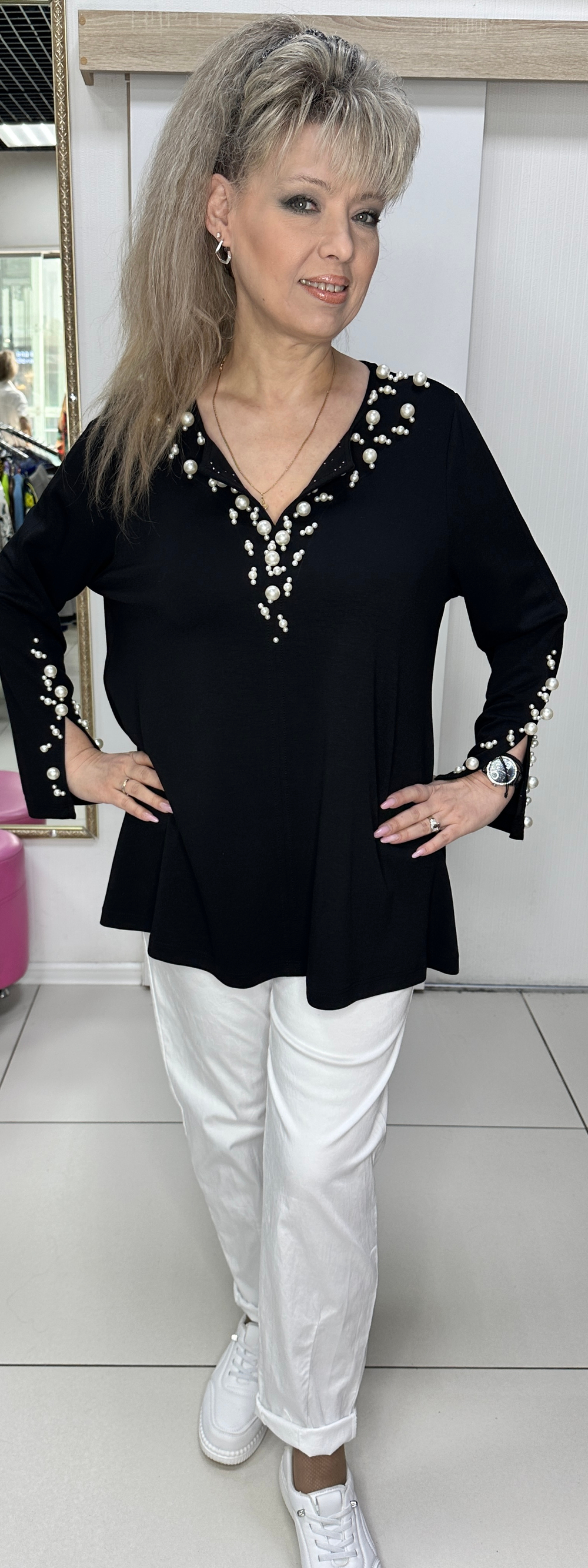 Черный с белым жемчугом нарядный блузон