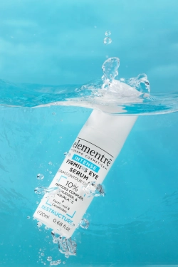 Укрепляющая сыворотка для контура глаз 10% ПЕПТИДЫ, БАКУЧИОЛ & СКВАЛАН FIRMING EYE SERUM 20 ml от Elementrè Dermo Cosmetics, Швейцария, помогает комплексно воздействовать на признаки усталости и возрастные изменения в области вокруг глаз.