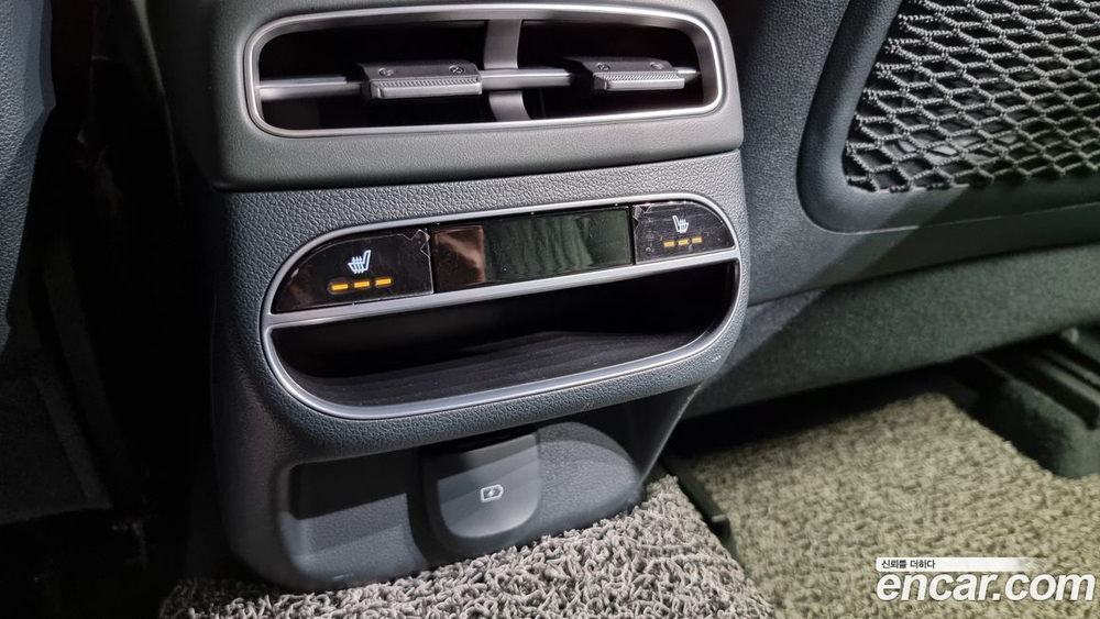 Genesis GV70 2.5T Бензин AWD (03.2021)