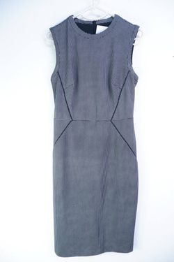 Платье-футляр Incity для офиса, визуально на 46 размер