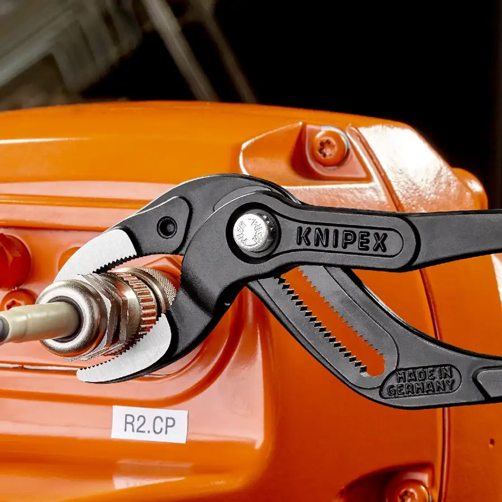 Клещи трубные захватные черненые 250 мм Knipex 81 01 250 SB
