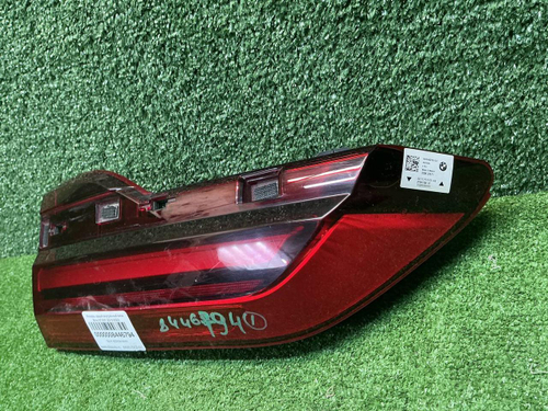 Фонарь левый внутренний BMW X7 G07 (2019-2022)