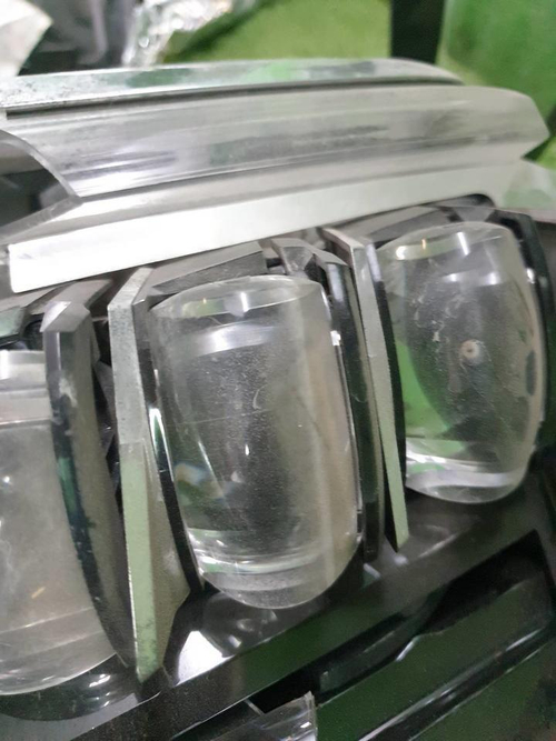 Битая Фара правая Cadillac Escalade 4 (2014-2020) LED