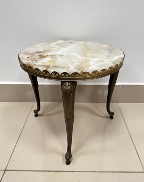 Винтажный журнальный столик. Оникс