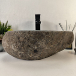 Раковина из речного камня RS-65216 44*36*15 0861