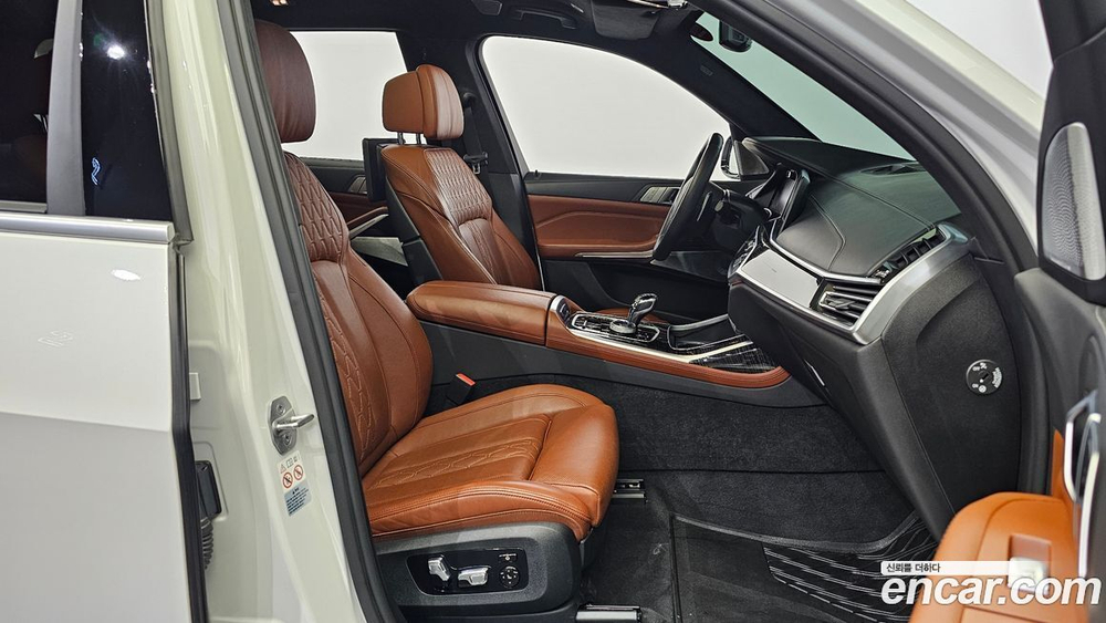 BMW X7 (G07) xDrive 40i M Sports 6-и местный (10.2021)