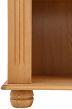 Шкаф книжный