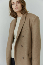 Пальто мужского кроя утепленное