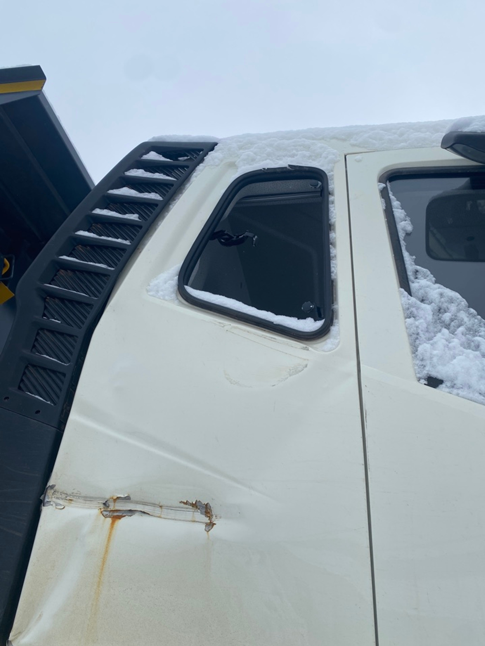 FAW J6 6x6 Самосвал CA3250P66K24L1TE5 (Дизельный, 11,1 л, 420 л.с., МТ)