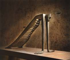 Статуэтка Ladder Man