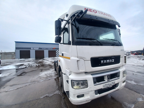 КамАЗ М1840 4x2 Седельный тягач 5490-S5 (Дизельный, 12,0 л, 401 л.с., МТ)