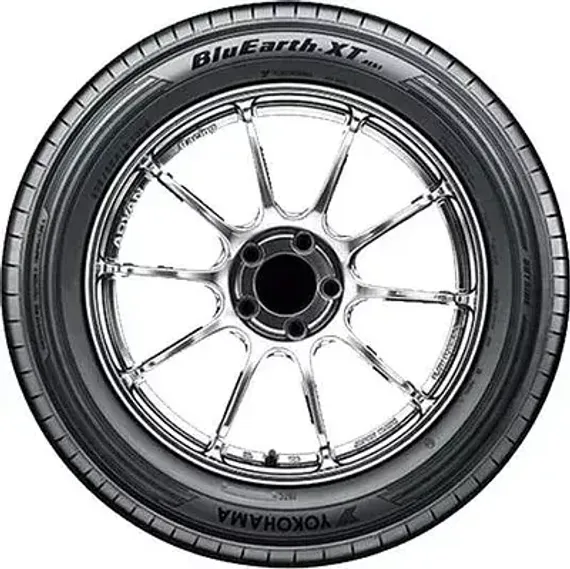 Yokohama Bluearth-XT AE61EW 235/60 R18 103H