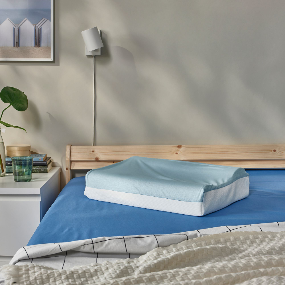 Ортопедическая подушка IKEA SPETSHAGTORN, Бело-голубой, 33x45 см