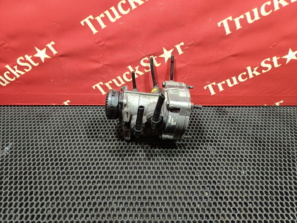 Кран управления тормозами прицепа 2023г.