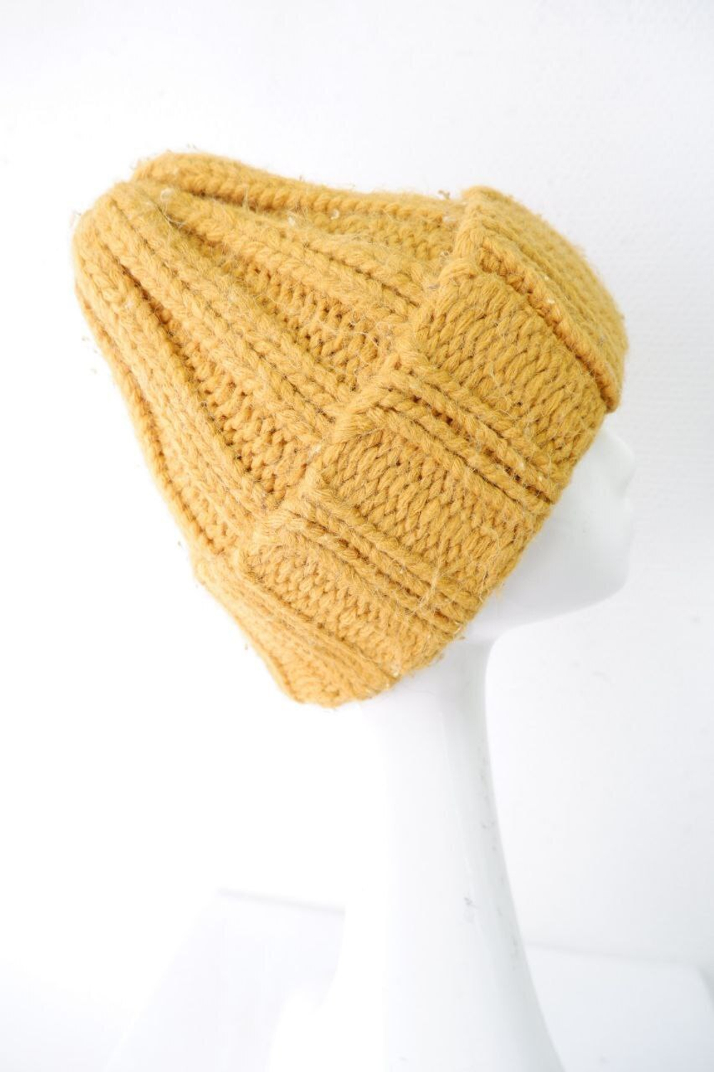 Шапка вязаная зимняя