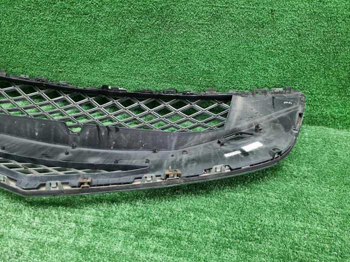 Решетка радиатора Genesis G80 2 (2020-2024)