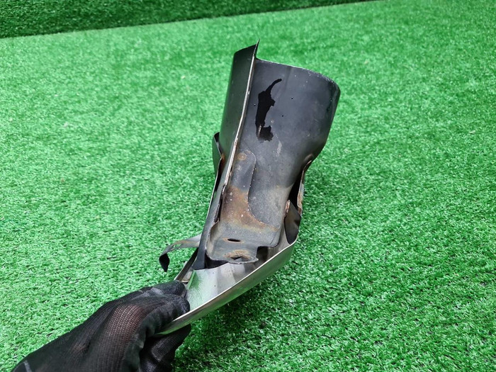 Насадка глушителя левая Lexus RX 4 (2019-2022)