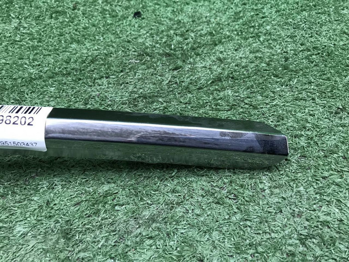 Молдинг переднего бампера левый Lada Vesta (22-нв)