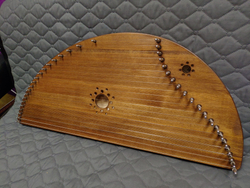 Гусли шлемовидные 20 струн без подлокотника