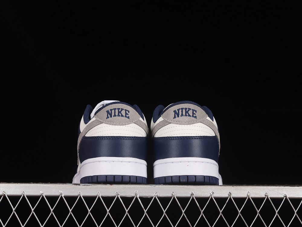 Nike sb dunk low midnight navy best sale