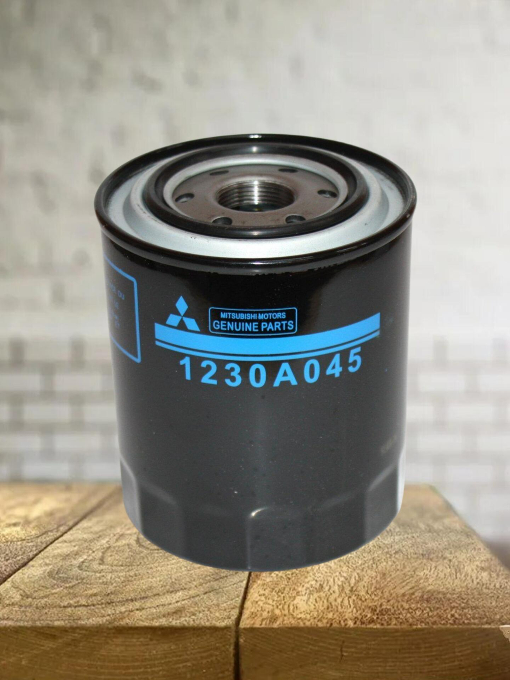 Фильтр масляный 1230A045 Mitsubishi L200, Pajero Sport