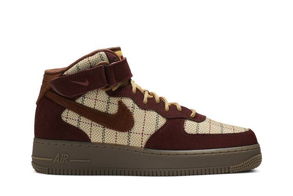 Nike air force 1 lv8 brown hot sale