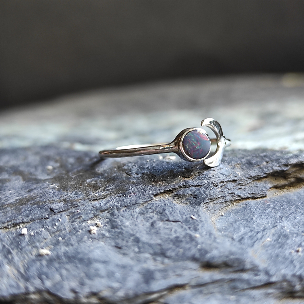 Кольцо ЗАТМЕНИЕ , серебро/опал.