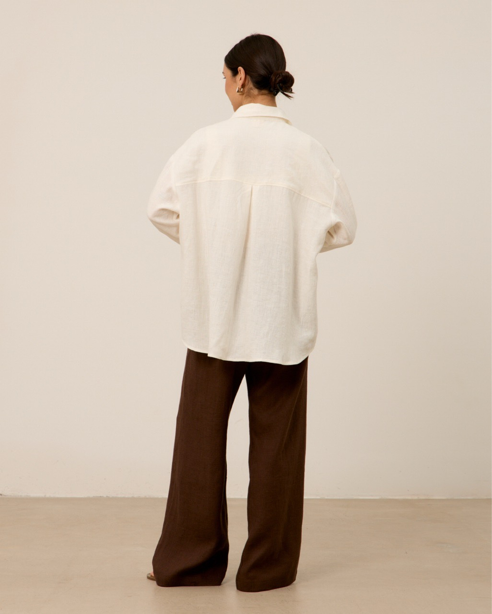 Рубашка 07, из 100% льна, молочная